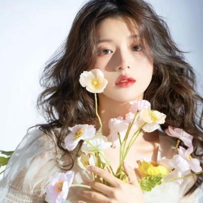 震惊，闪婚年下总裁竟是首富大佬